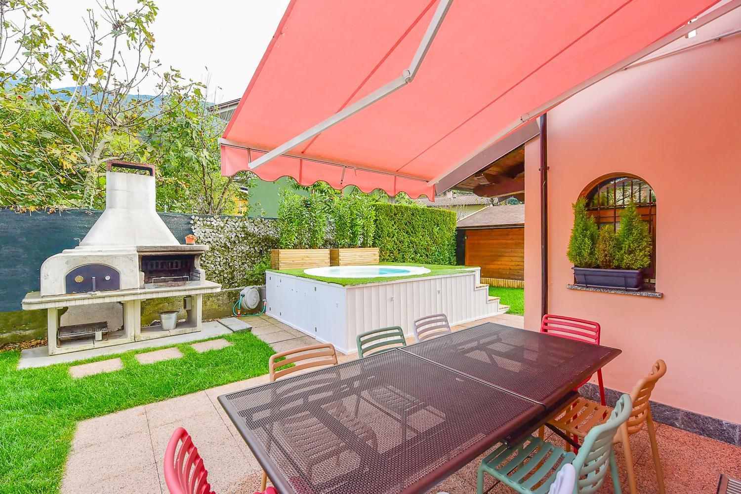 Jane E Jolie Holiday Home Private Swimming Pool Valbrona Екстер'єр фото